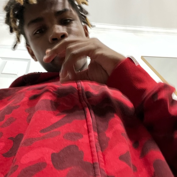 Meet your Posher, Stephen - Picture 1 of 1